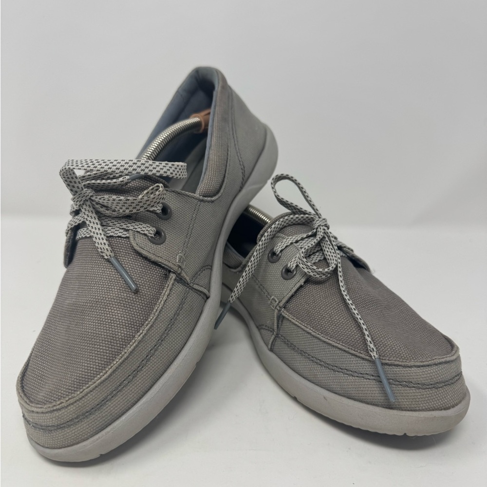 Crocs Walu Women’s Canvas Shoes Size W 9